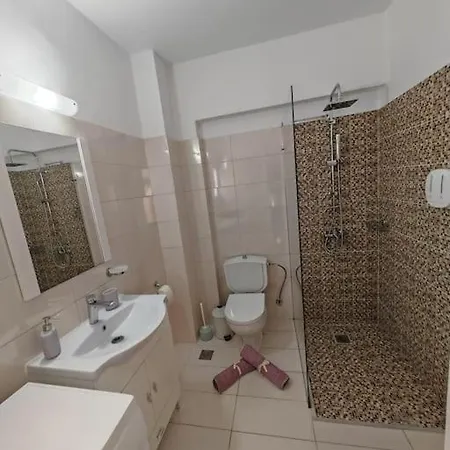 Apartment Leo's & Xerxes' Place In The Heart Of Rhodes Rhodes City