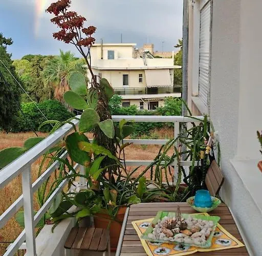 Leo's & Xerxes' Place In The Heart Of Rhodes Appartement