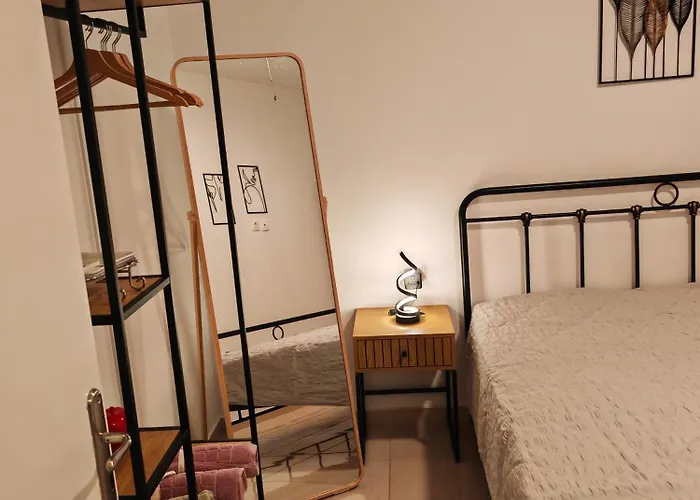 Leo's & Xerxes' Place In The Heart Of Rhodes