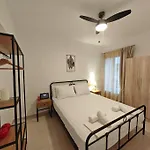 Апартаменты Leo's & Xerxes' Place In The Heart Of Rhodes