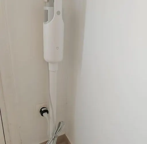 Leo's & Xerxes' Place In The Heart Of Rhodes